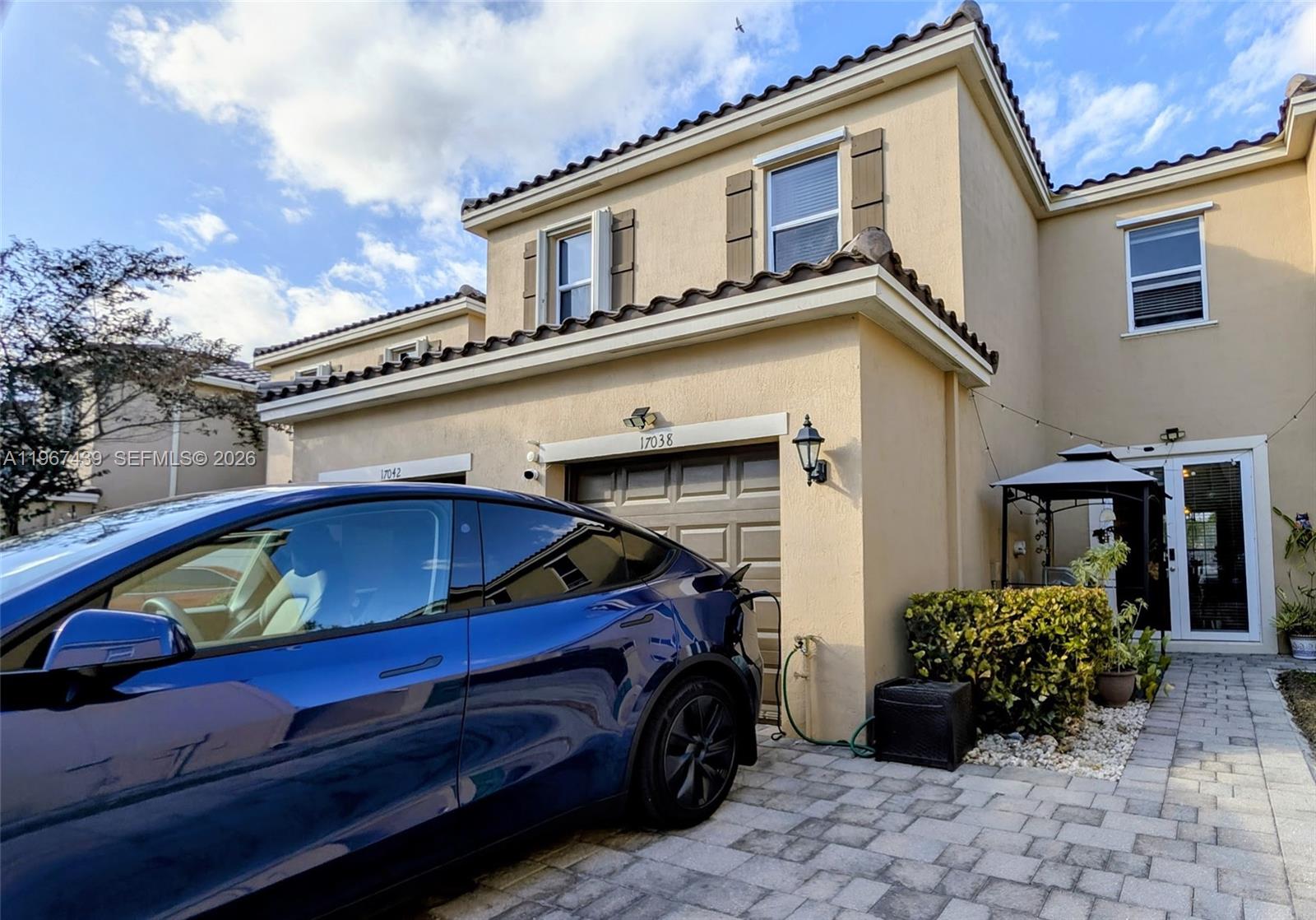 17038 Southwest 95th Terrace Miami, FL 33196 - Photo 31 of 40