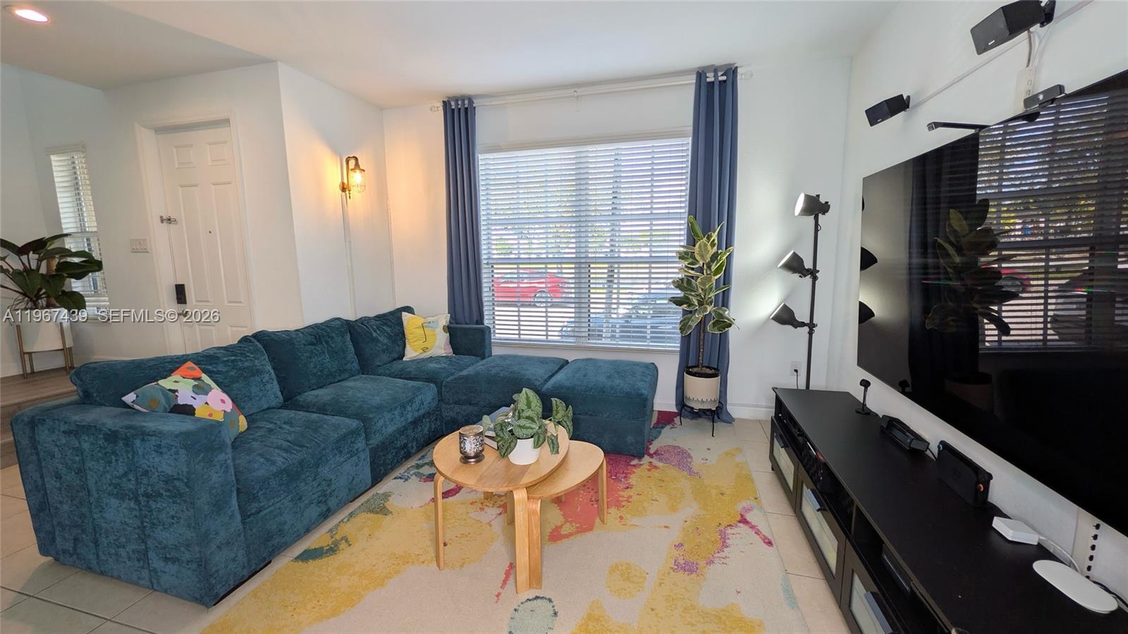 17038 Southwest 95th Terrace Miami, FL 33196 - Photo 5 of 40