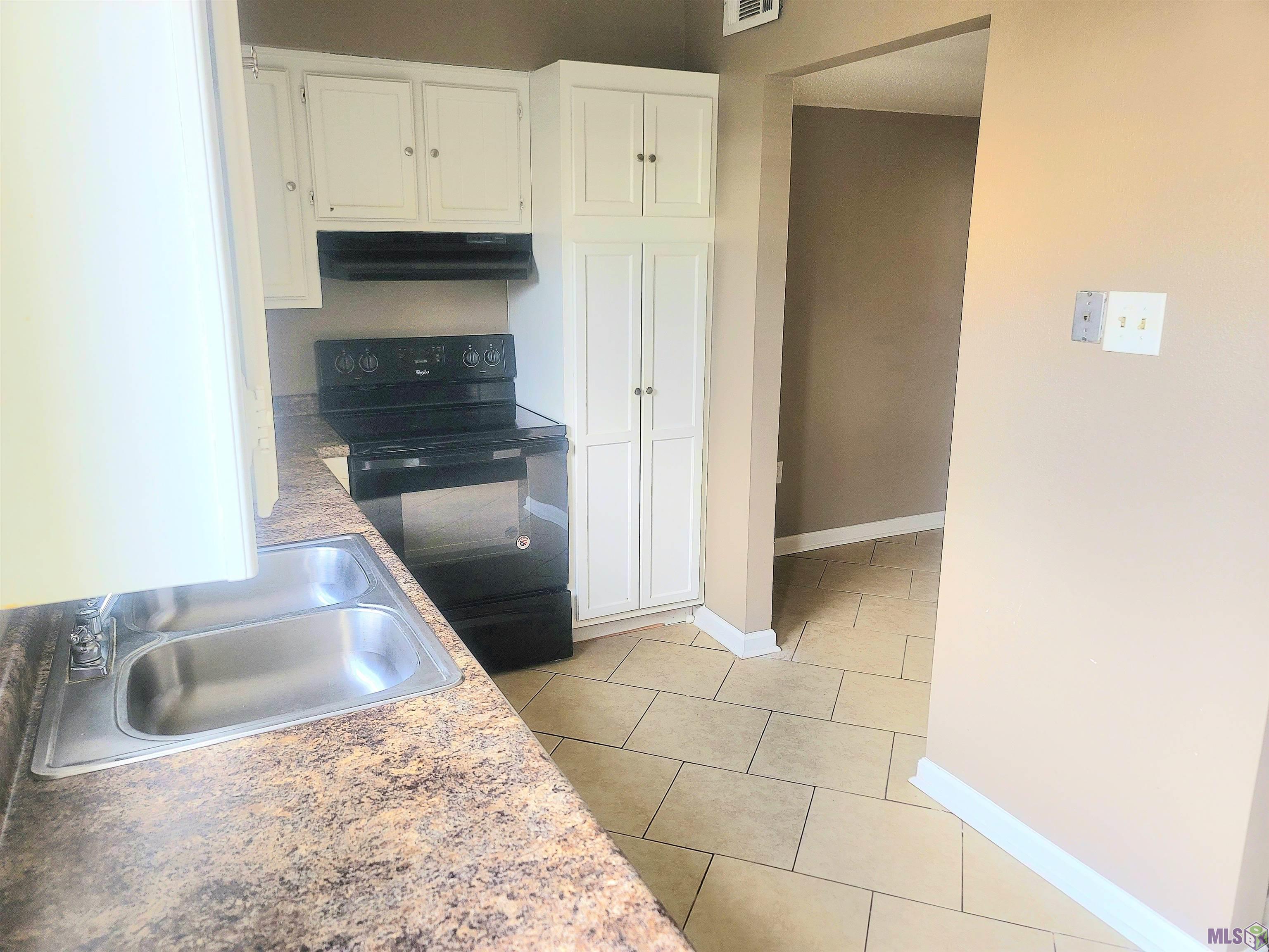 526 South Flannery Road Baton Rouge, LA 70815 - Photo 4 of 15 Gallery Image 4