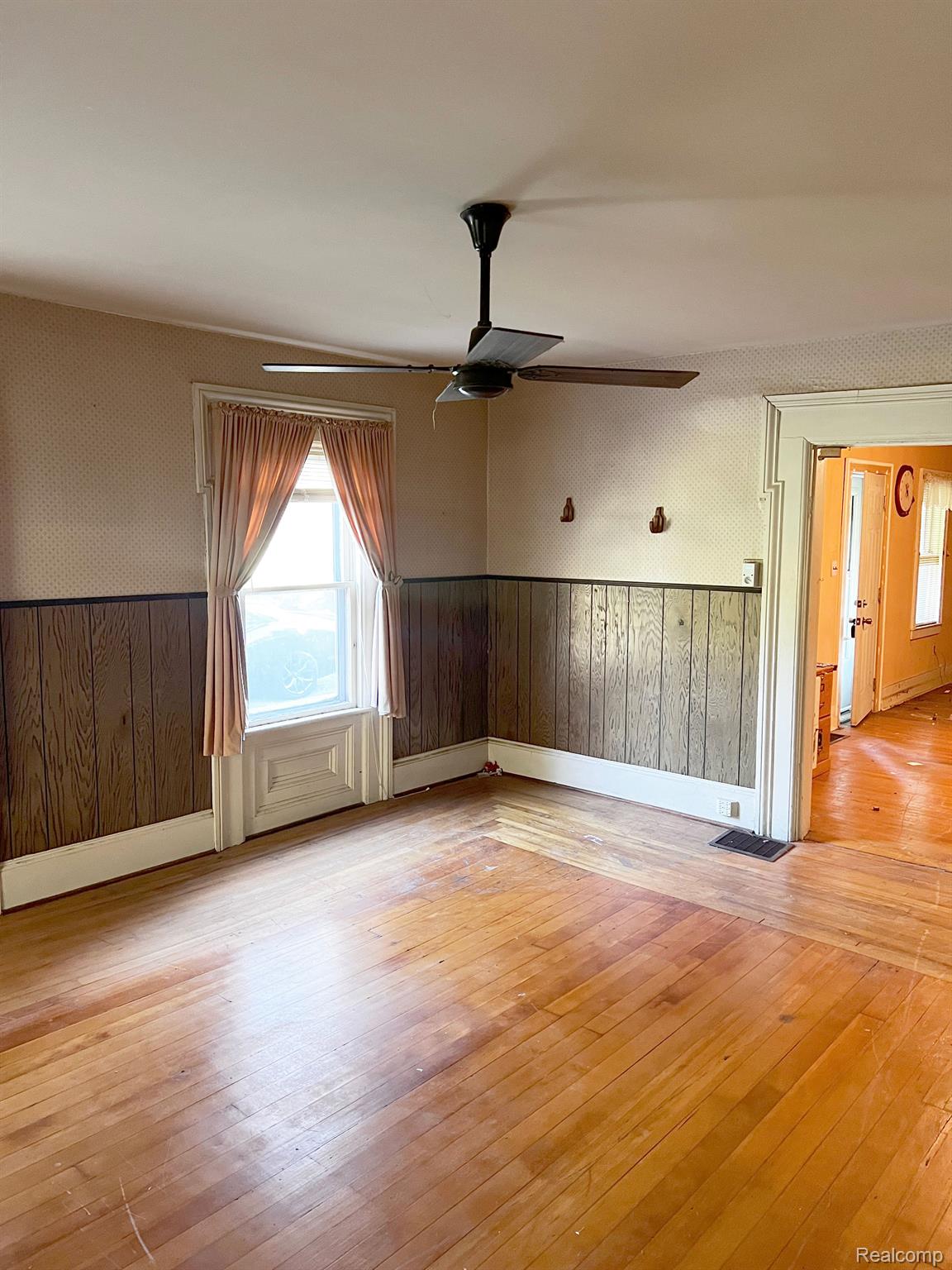 5694 Metamora Road Metamora, MI 48455 - Photo 11 of 18 Gallery Image 11