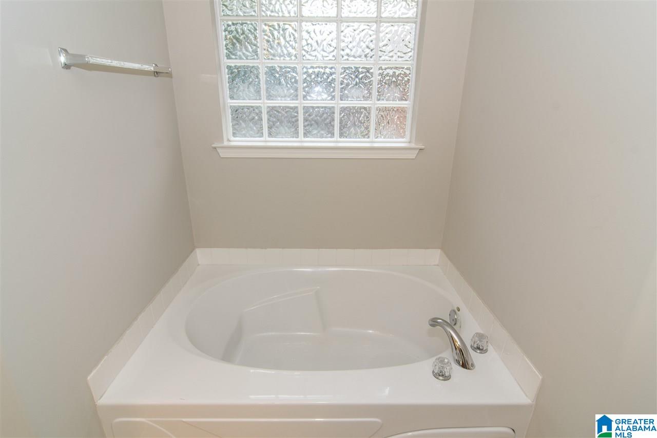 205 Cedar Meadow Parkway Alabaster, AL 35114 - Photo 24 of 36