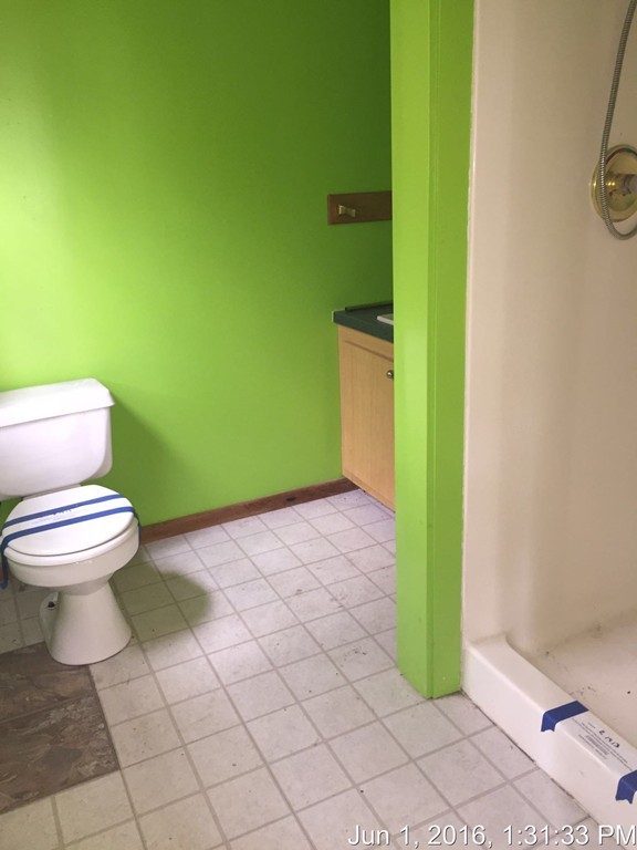 559 Turnpike Road New Ipswich, NH 03071 - Photo 19 of 22 a bathroom with a toilet and a sink