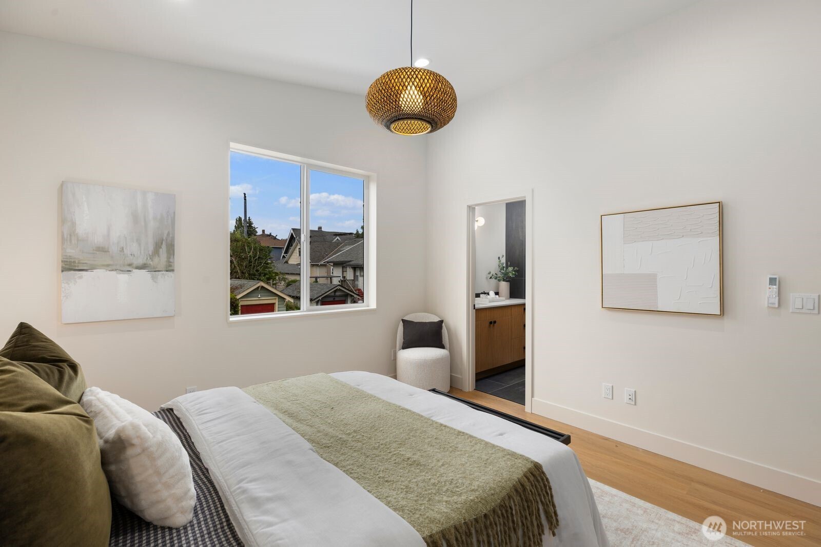3307 South Hanford Street Seattle, WA 98144 - Photo 13 of 23