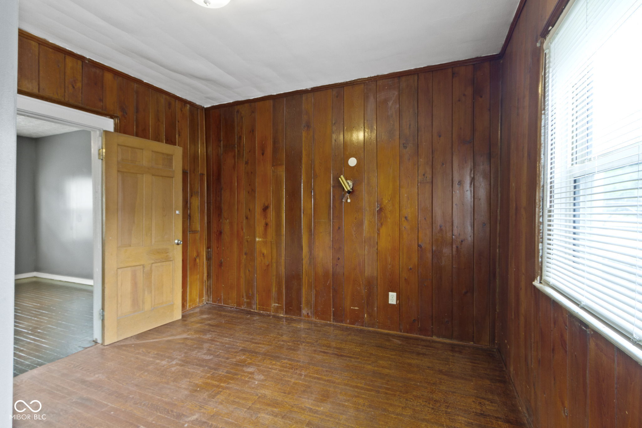 1021 West 37th Street Indianapolis, IN 46208 - Photo 22 of 54