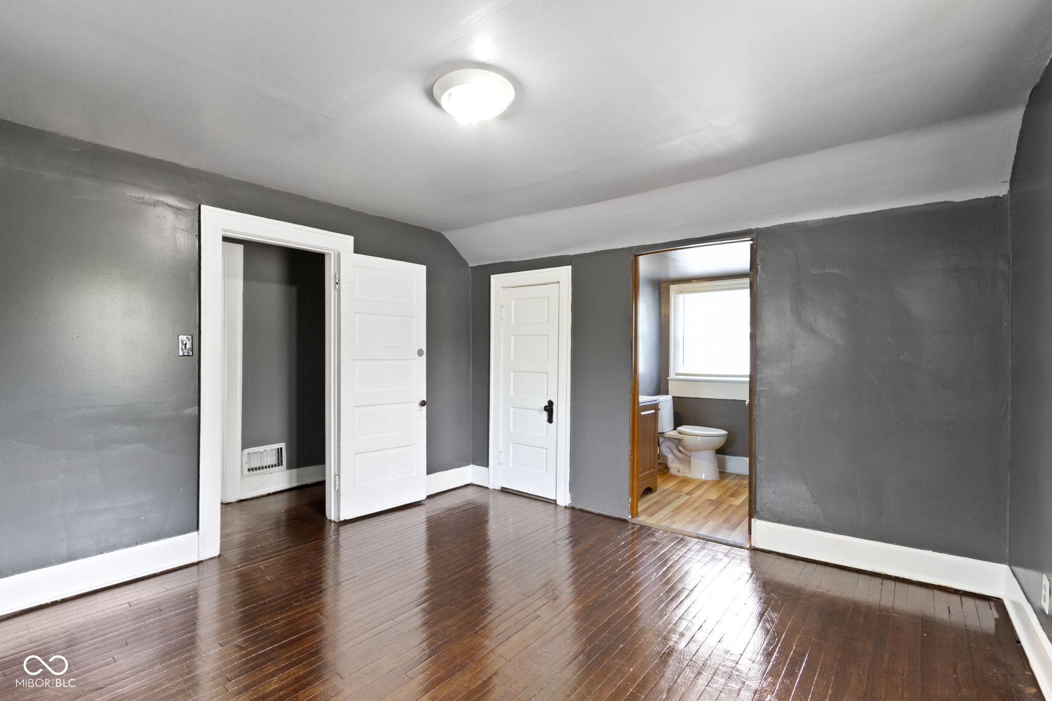 1021 West 37th Street Indianapolis, IN 46208 - Photo 24 of 54