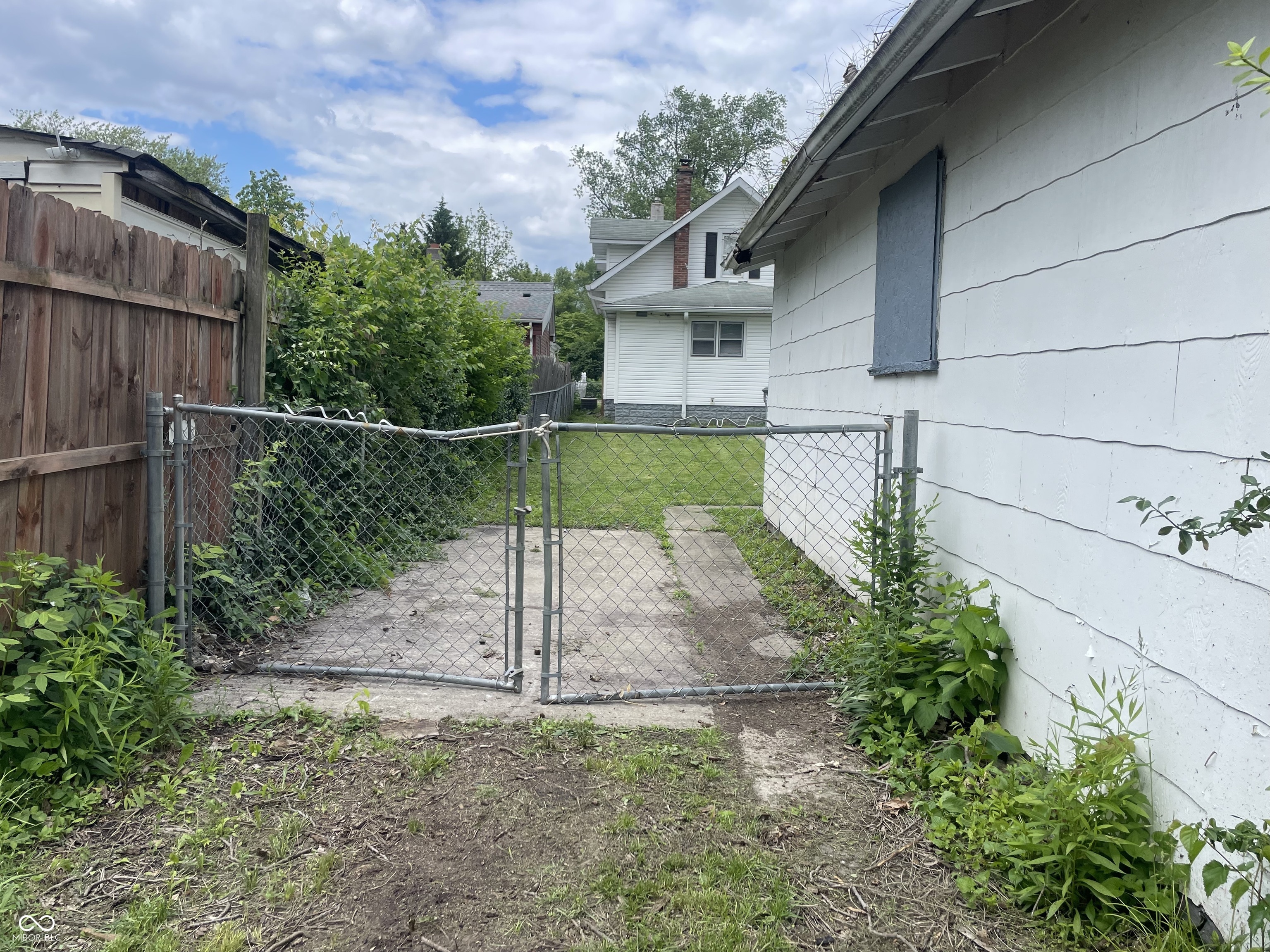 1021 West 37th Street Indianapolis, IN 46208 - Photo 50 of 54