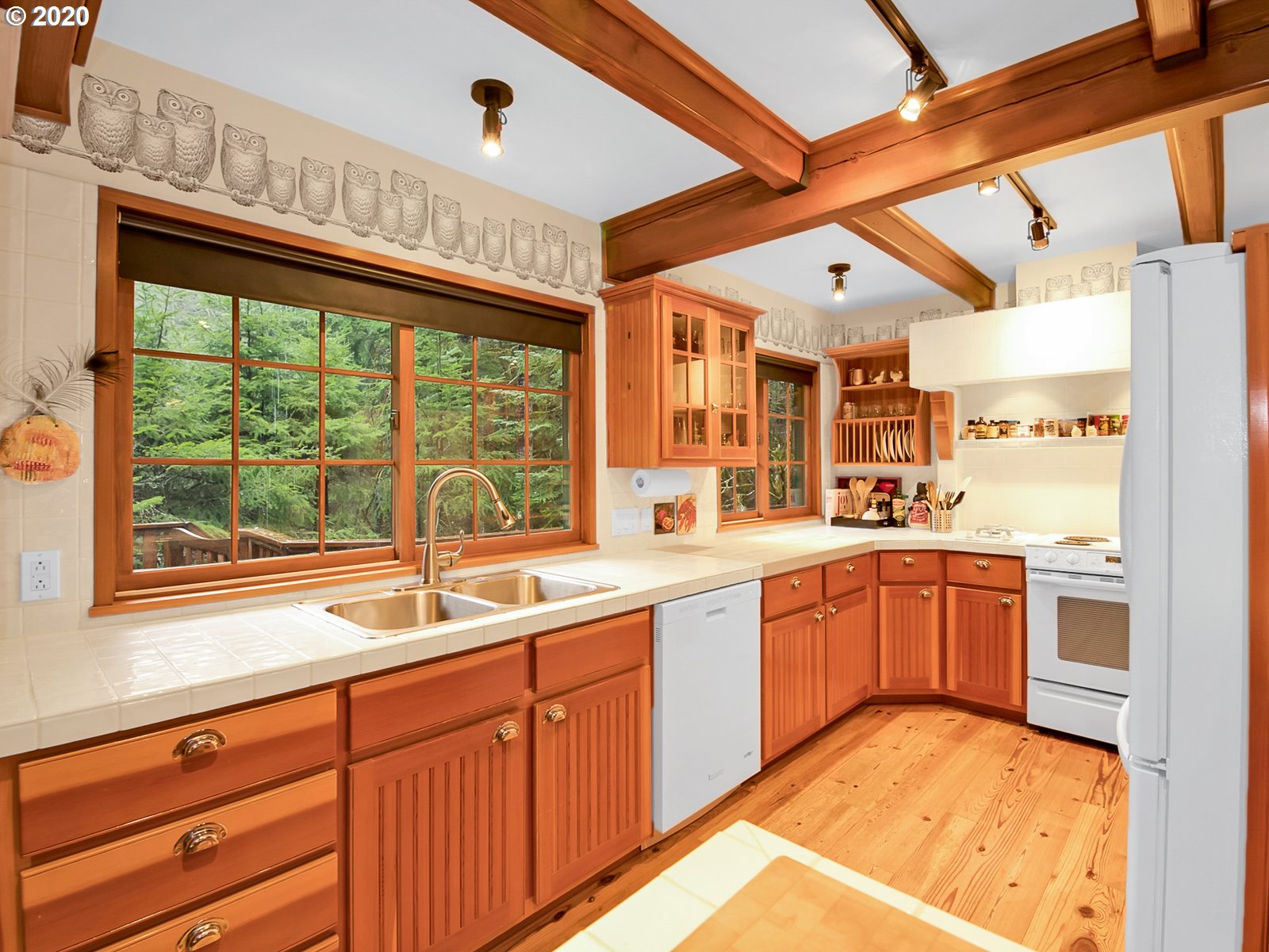 21210 East Crater Court Rhododendron, OR 97049 - Photo 12 of 32
