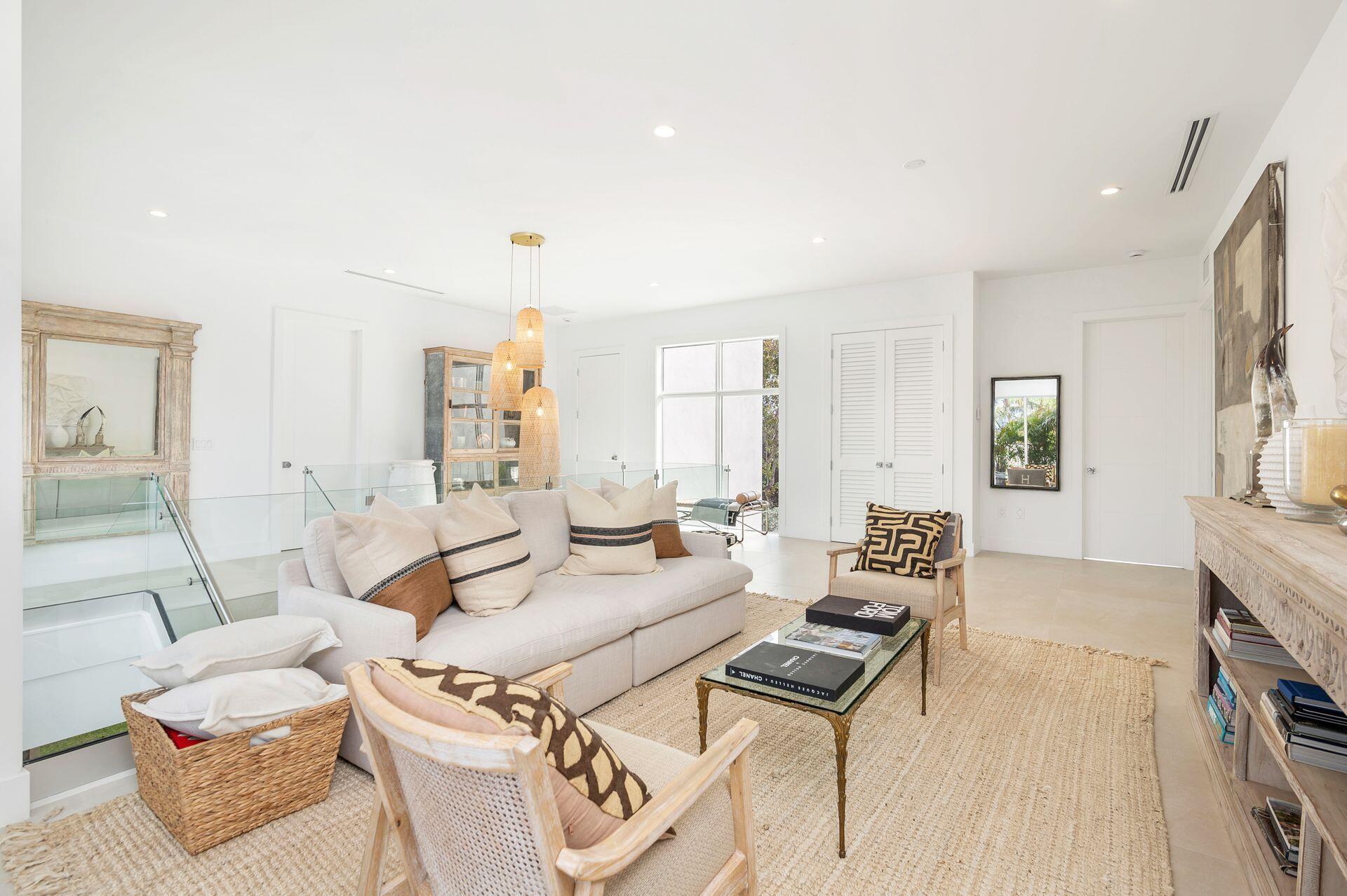 237 De Sota Road West Palm Beach, FL 33405 - Photo 28 of 49 Loft
