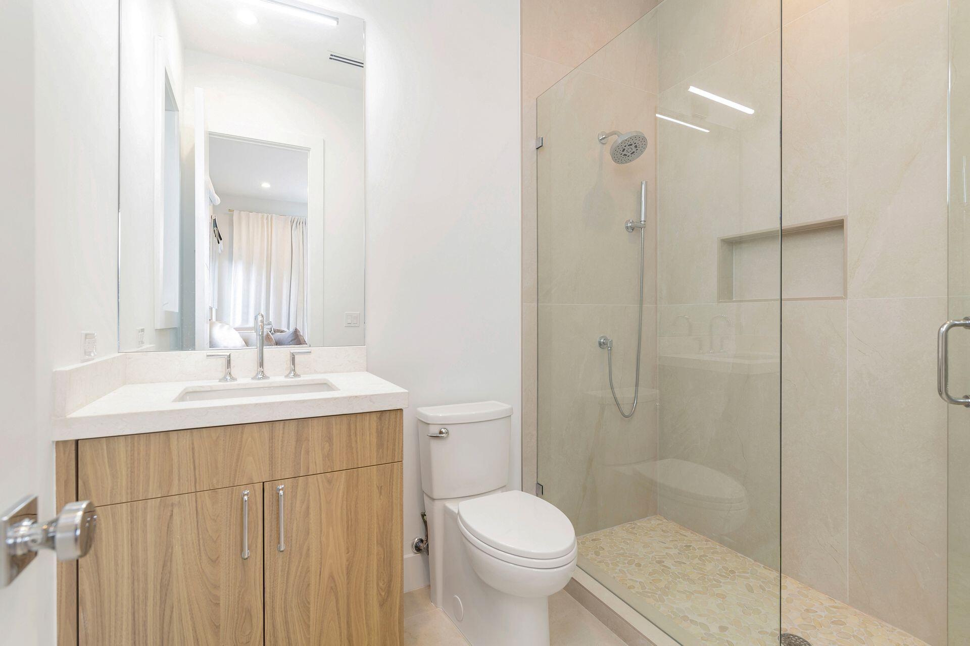 237 De Sota Road West Palm Beach, FL 33405 - Photo 32 of 49 Bathroom 2
