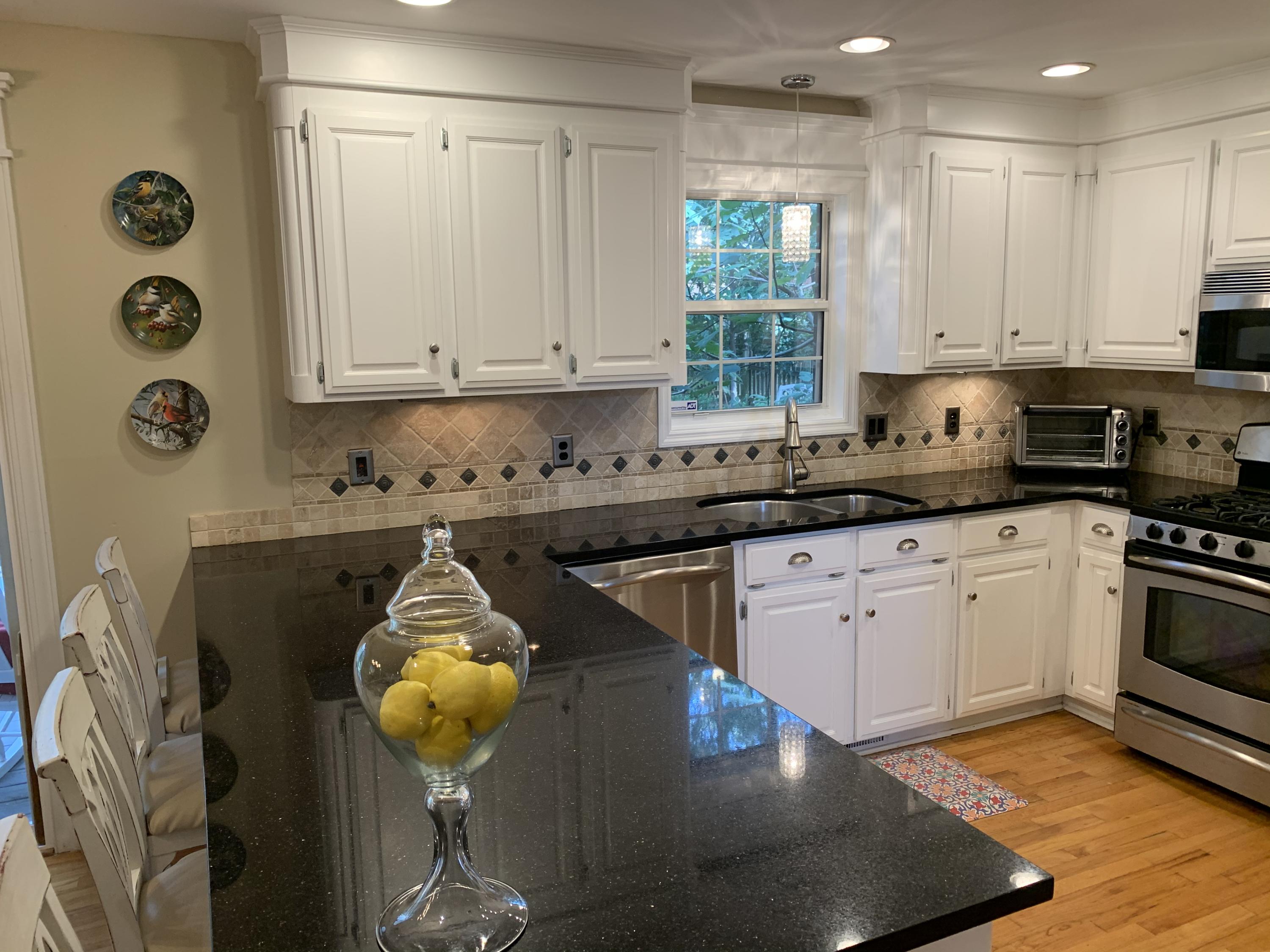300 Kenilworth Road Summerville, SC 29485 - Photo 9 of 40 1DD767CE-6EF7-4791-9D6F-EAA5FD48F1E1