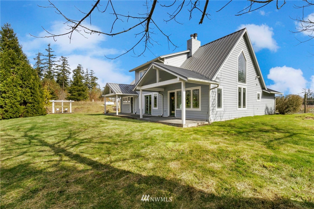 250 North Jacob Miller Road Port Townsend, WA 98368 - Photo 2 of 25 Gallery Image 2