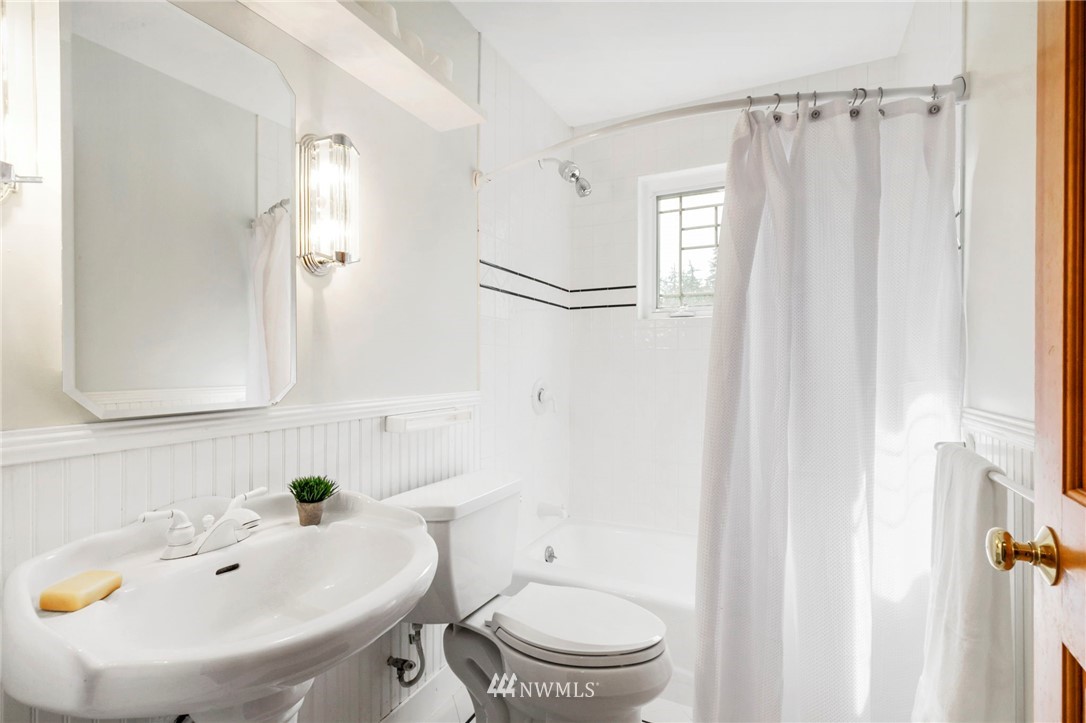 250 North Jacob Miller Road Port Townsend, WA 98368 - Photo 15 of 25 Gallery Image 15