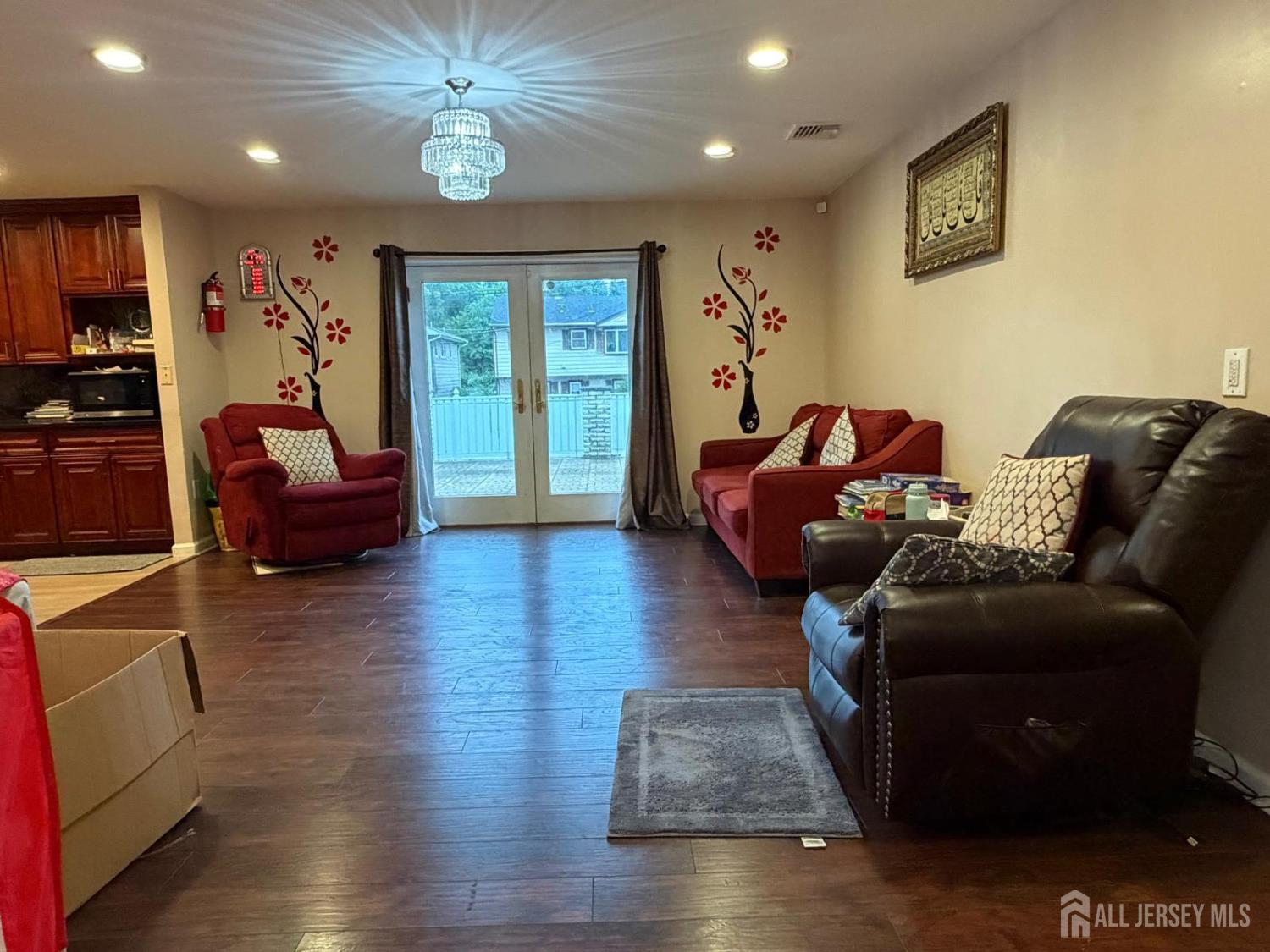 35 Clark Avenue Edison, NJ 08817 - Photo 12 of 35