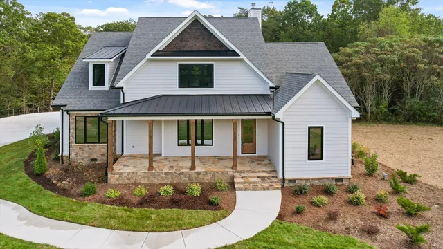 $1,249,000 | 7558 Sawyer Road, Signal Mountain, TN 37377
