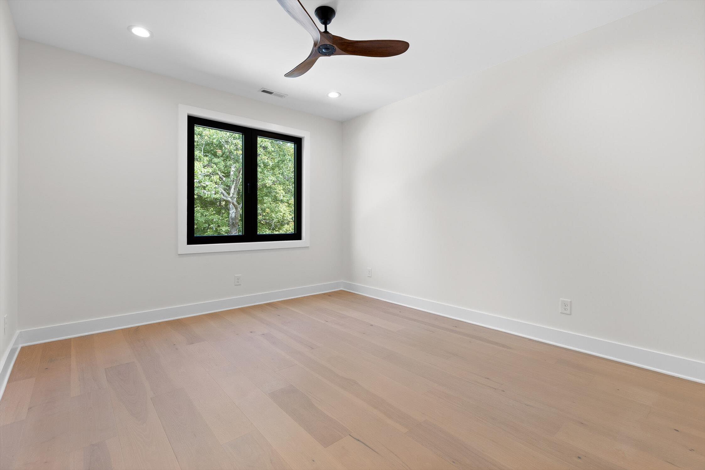 7558 Sawyer Road Signal Mountain, TN 37377 - Photo 32 of 51 34-Sawyer-33