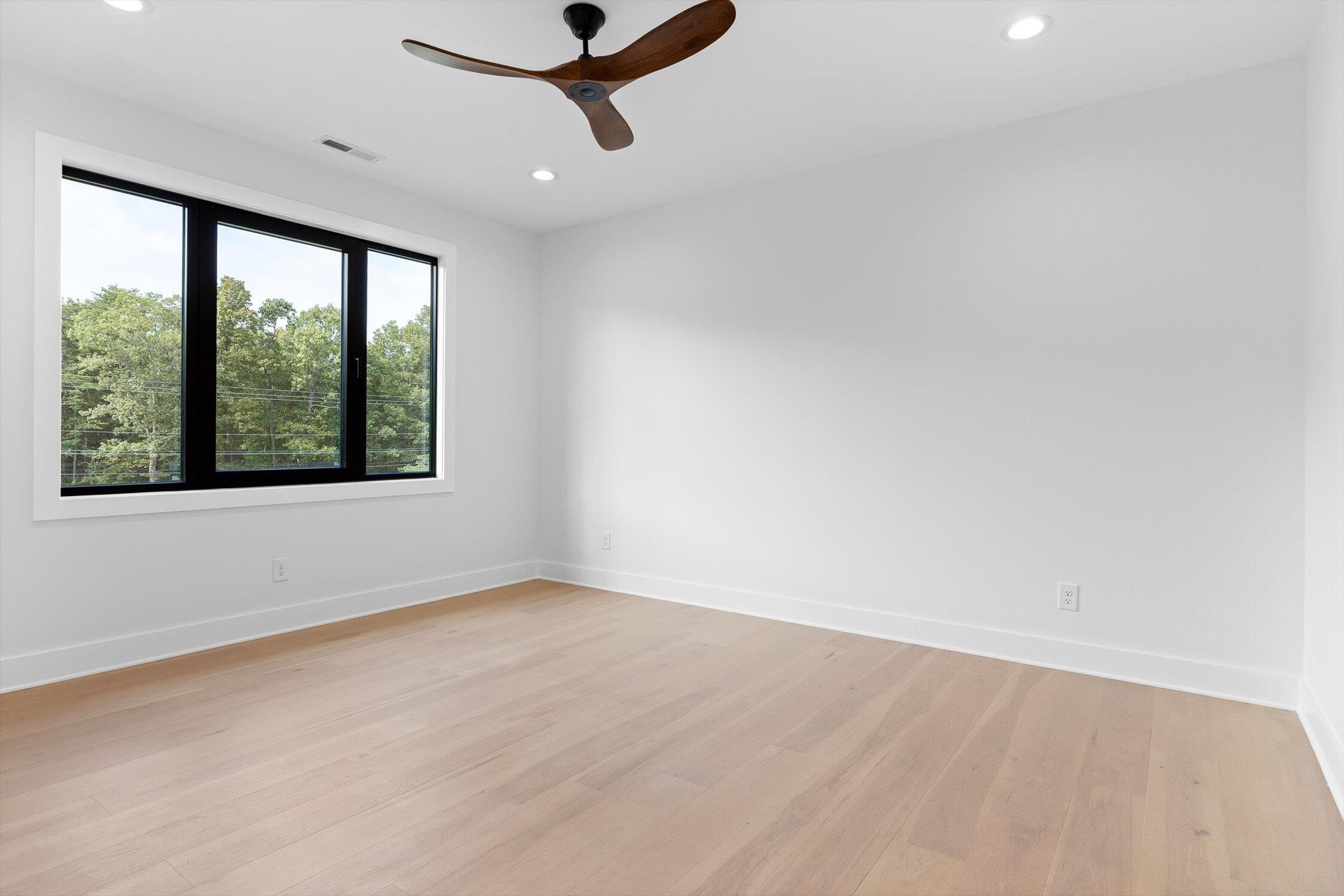 7558 Sawyer Road Signal Mountain, TN 37377 - Photo 34 of 51 36-Sawyer-35