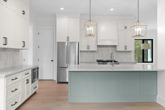 $1,249,000 | 7558 Sawyer Road, Signal Mountain, TN 37377