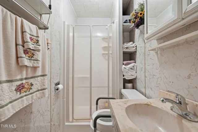 $179,999 | 11413 Lyons Fork, Coeburn, VA 24230