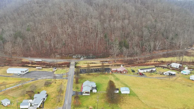 $179,999 | 11413 Lyons Fork, Coeburn, VA 24230