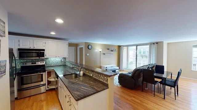 $3,100 | 435 Washington Street, Unit 206, Somerville, MA 02143