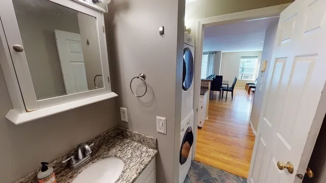 $3,100 | 435 Washington Street, Unit 206, Somerville, MA 02143