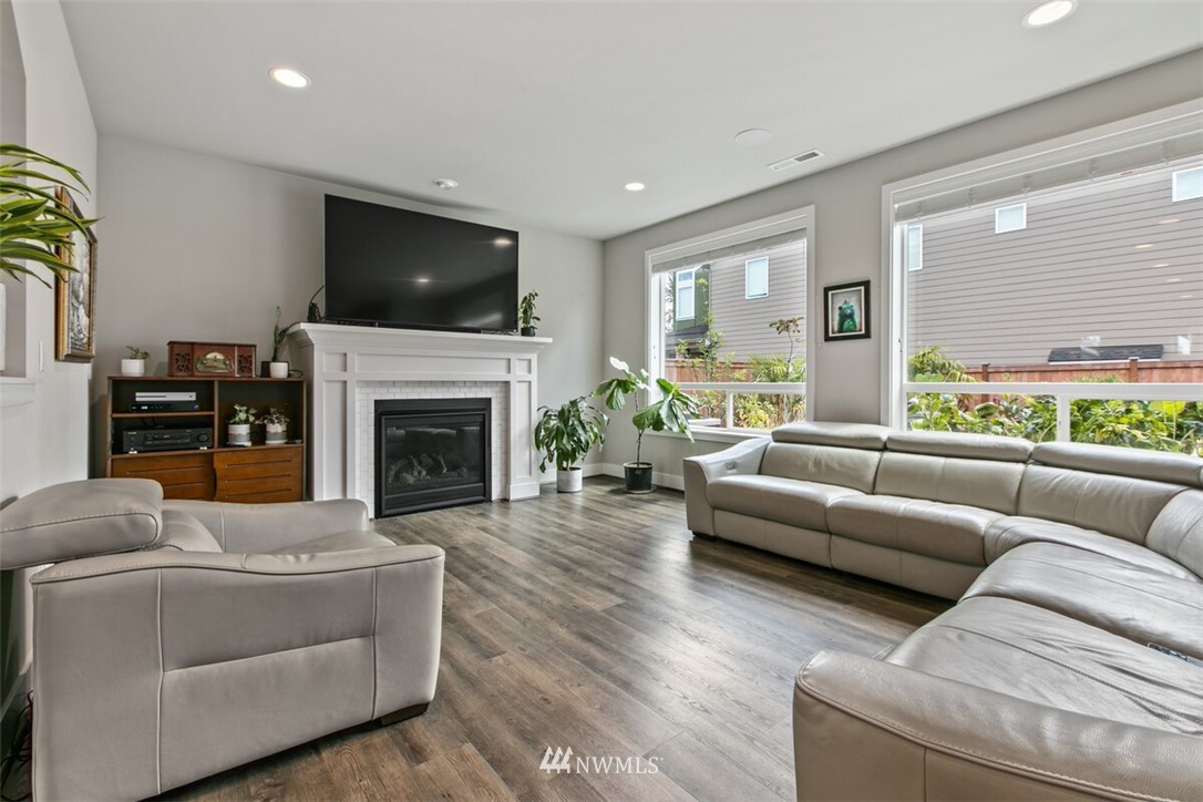 1418 184th Place Southeast Bothell, WA 98012 - Photo 19 of 35 Gallery Image 19