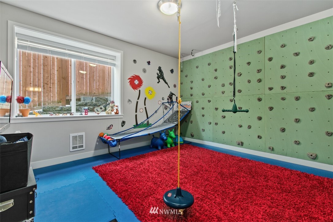 1418 184th Place Southeast Bothell, WA 98012 - Photo 35 of 35 Gallery Image 35