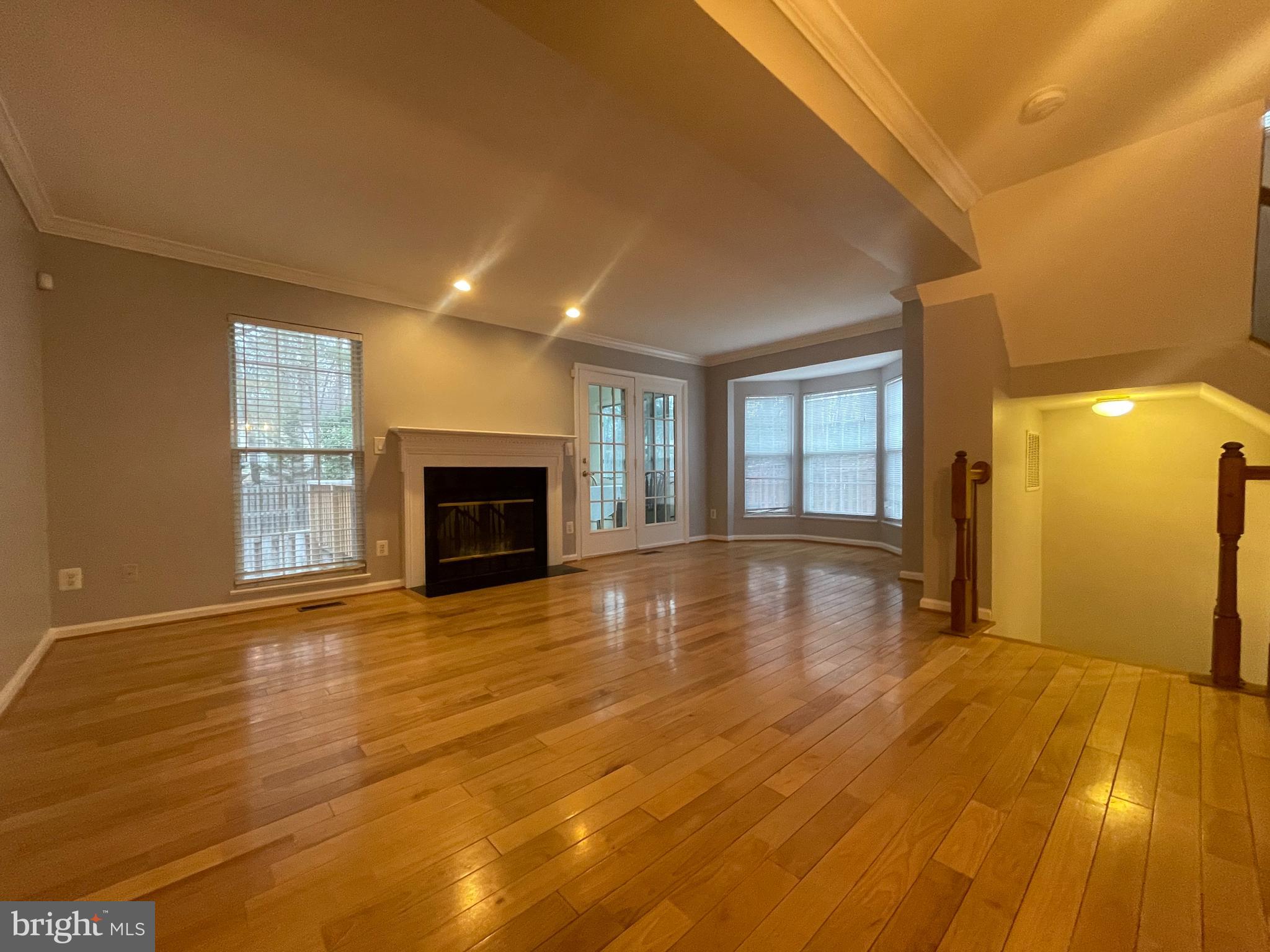 12846 Silvia Loop Woodbridge, VA 22192 - Photo 4 of 9