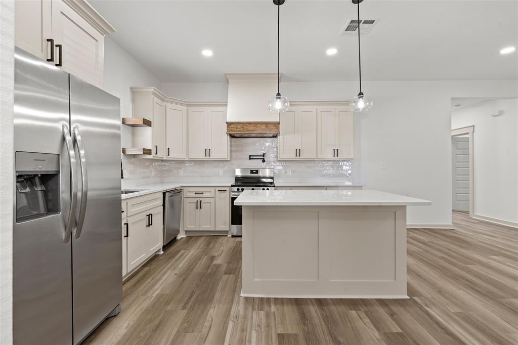 1714 Reuter Avenue Waco, TX 76708 - Photo 7 of 23