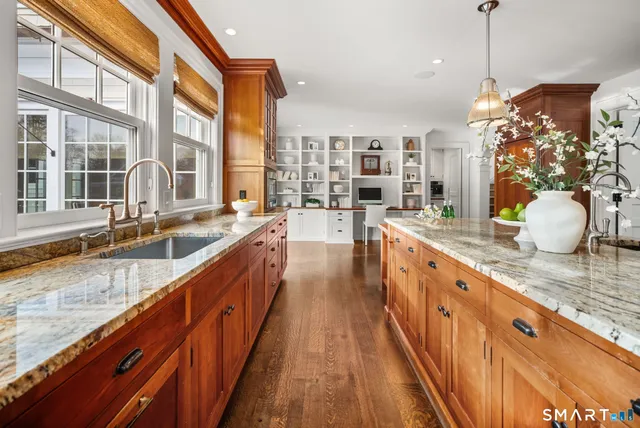 $3,850,000 | 324 Sunnieholme Drive, Fairfield, CT 06824