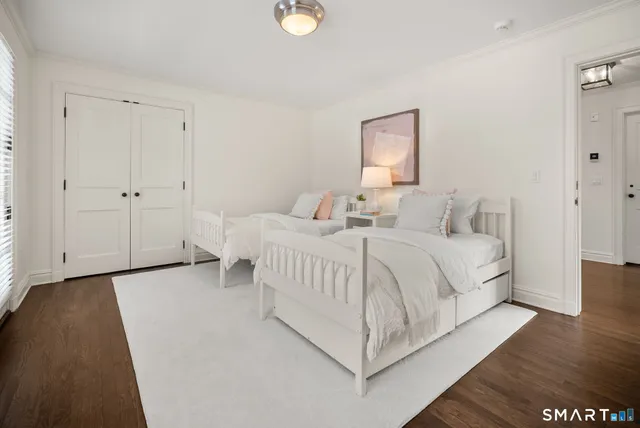 $3,850,000 | 324 Sunnieholme Drive, Fairfield, CT 06824