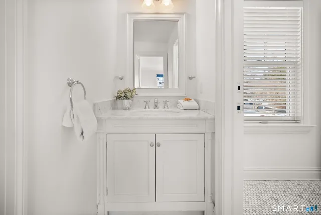 $3,850,000 | 324 Sunnieholme Drive, Fairfield, CT 06824