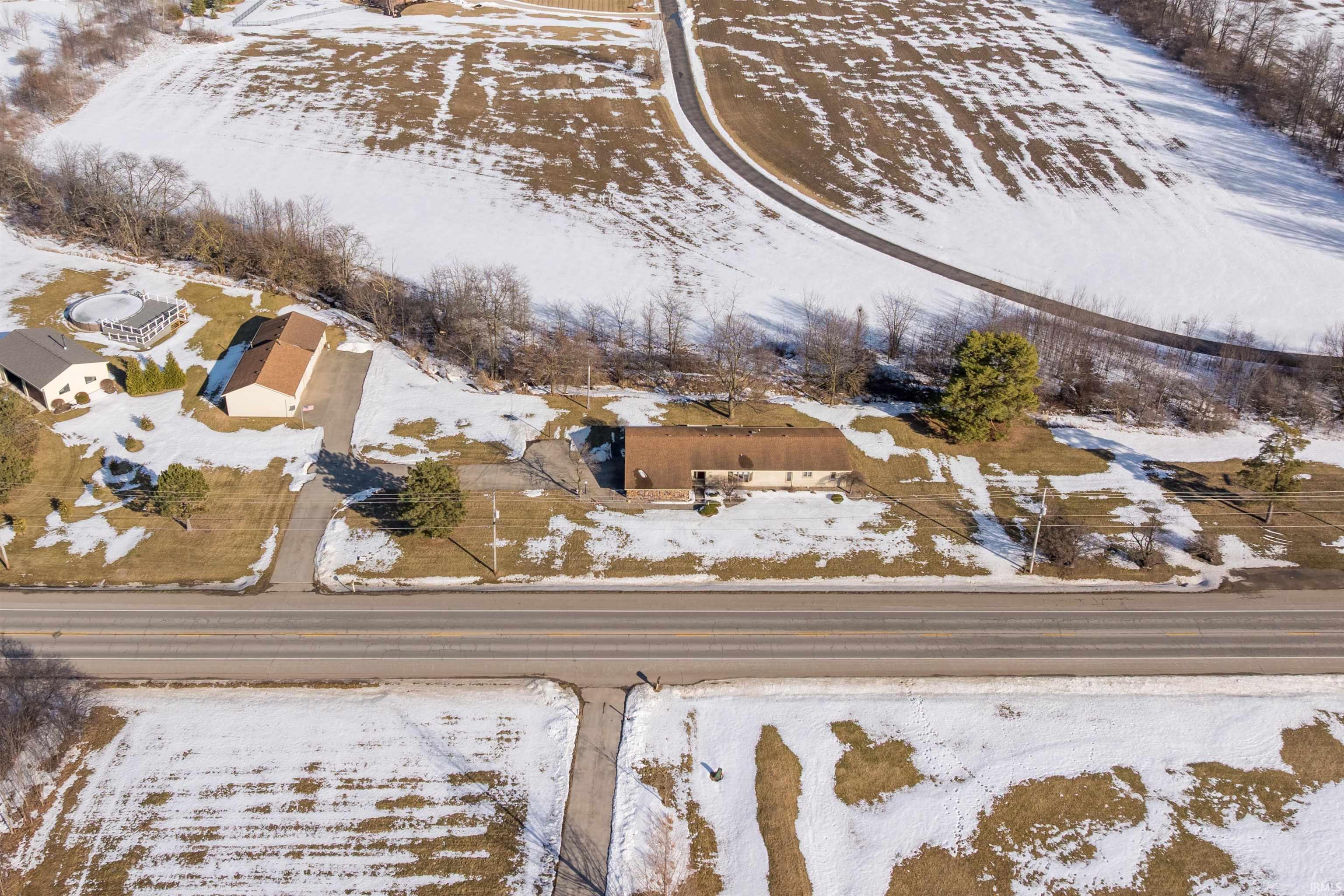 7348 Schwartz Road Fort Wayne, IN 46835 - Photo 4 of 36