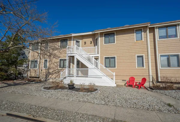 $1,185,000 | 173 33rd Street, Unit 3, Avalon, NJ 08202
