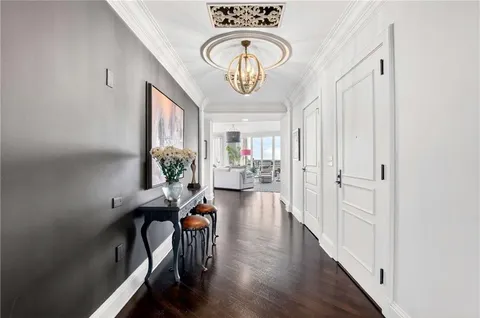 $1,199,000 | 700 Park Regency Place Northeast, Unit 2403, Atlanta, GA 30326