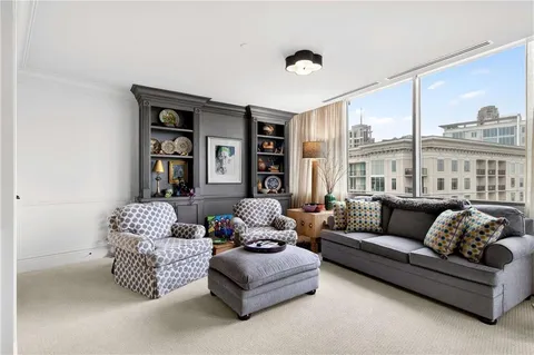 $1,199,000 | 700 Park Regency Place Northeast, Unit 2403, Atlanta, GA 30326