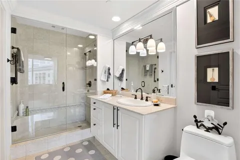 $1,199,000 | 700 Park Regency Place Northeast, Unit 2403, Atlanta, GA 30326