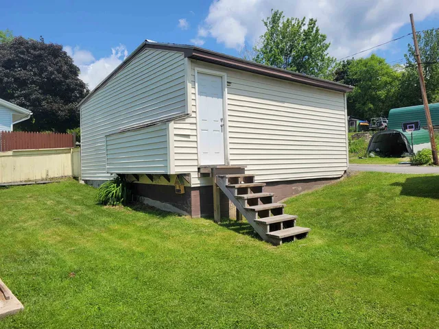 $200,000 | 199 Collins Street, Berlin, NH 03570