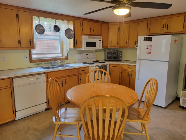 $200,000 | 199 Collins Street, Berlin, NH 03570