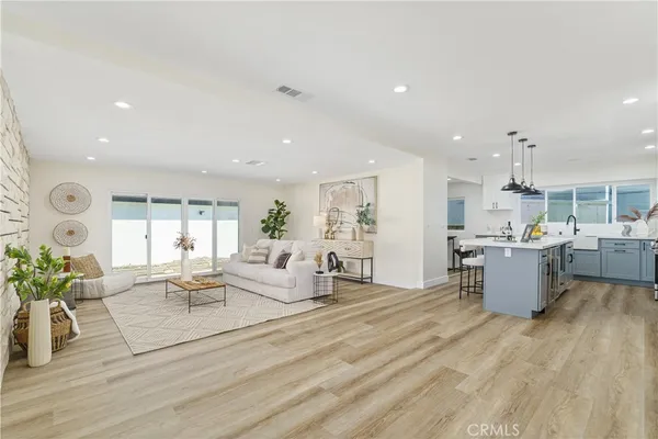 $1,299,000 | 13454 Washington, Hawthorne, CA 90250