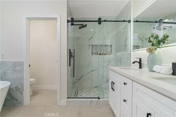 $1,299,000 | 13454 Washington, Hawthorne, CA 90250