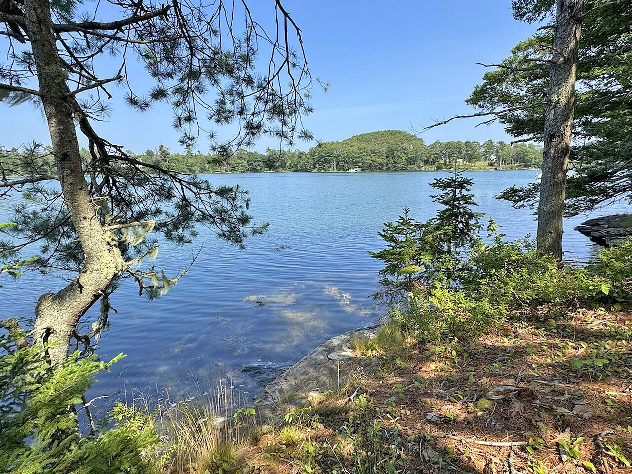 196 Pemaquid Harbor Road Bristol, ME 04558 - Photo 7 of 13 At the Waterfront