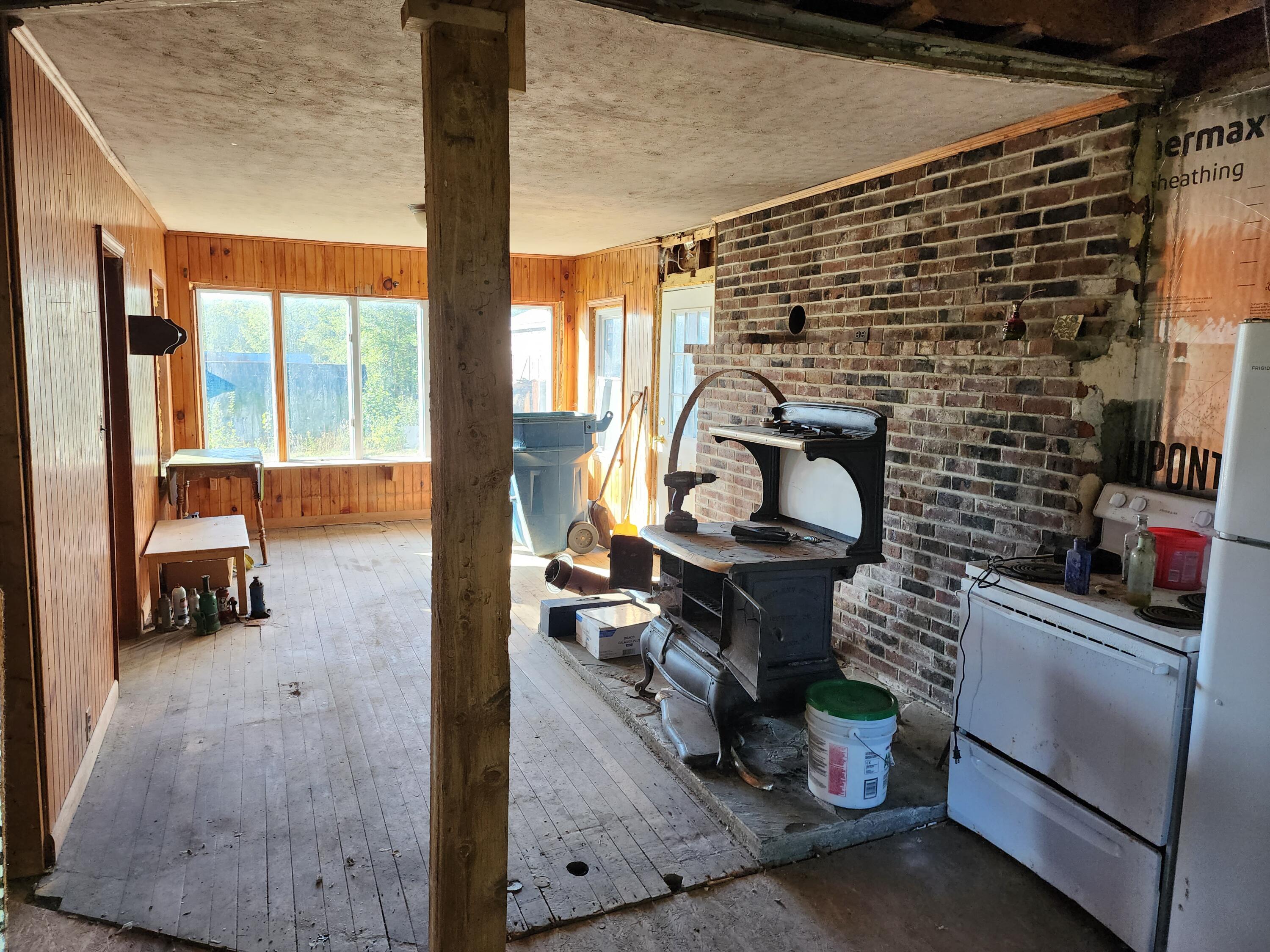 40 School Street Brooks, ME 04921 - Photo 10 of 22 20220914_081800