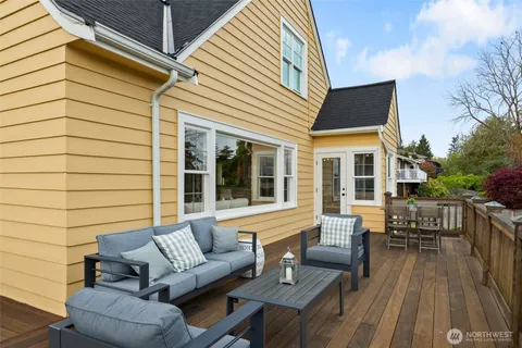 $1,430,000 | 5602 South Willow Street, Seattle, WA 98118