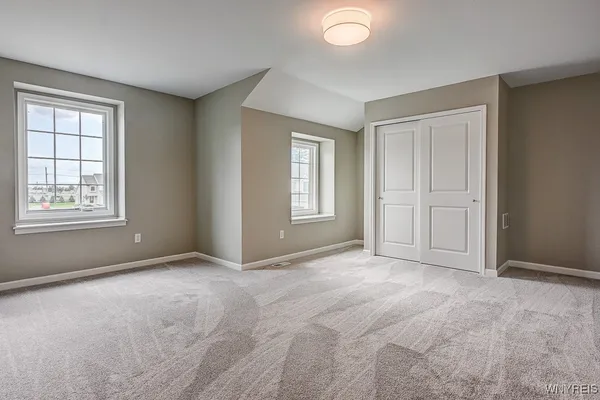 $549,900 | 37 C Stonham Way, Unit 603, Amherst, NY 14221