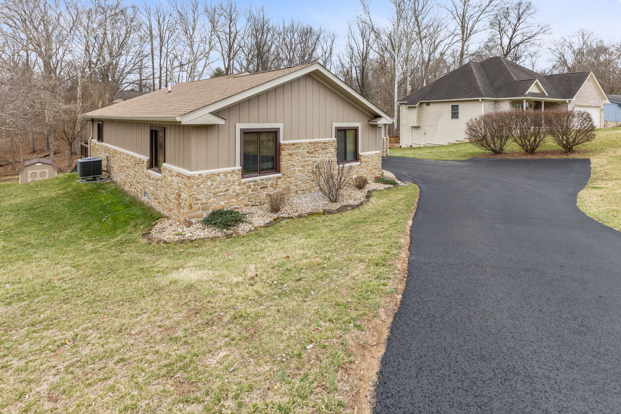 180 Goodnight Road Martinsville, IN 46151 - Photo 3 of 33 Gallery Image 3
