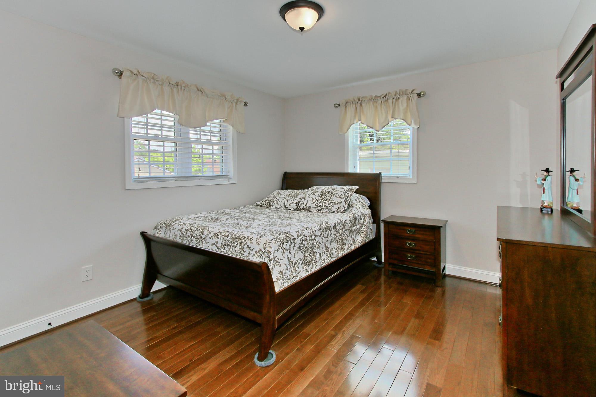 6009 Hanover Avenue Springfield, VA 22150 - Photo 11 of 30 Bedroom