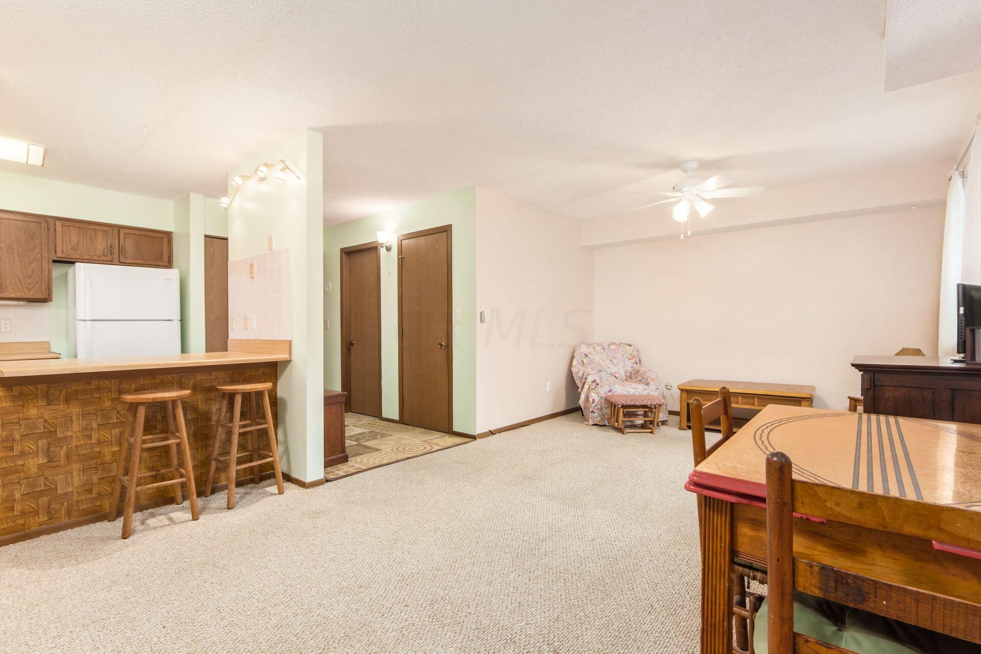 4141 Karl Road, Unit 107 Columbus, OH 43224 - Photo 15 of 26 015_ca465c31ce_M 4141 Karl028