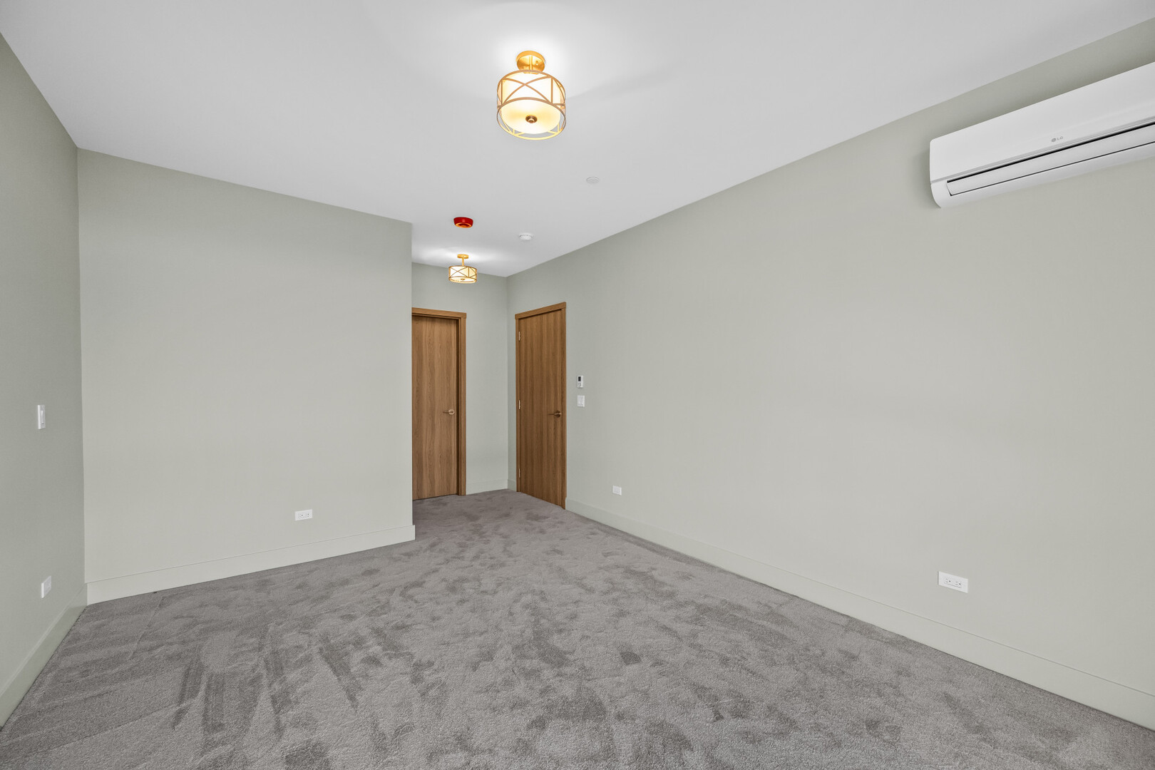 839 Madison Street, Unit 502 Oak Park, IL 60302 - Photo 10 of 20