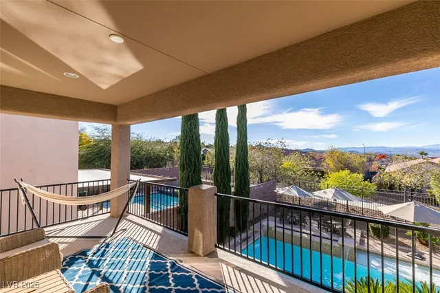 $899,000 | 2605 Chateau Clermont Street, Henderson, NV 89044
